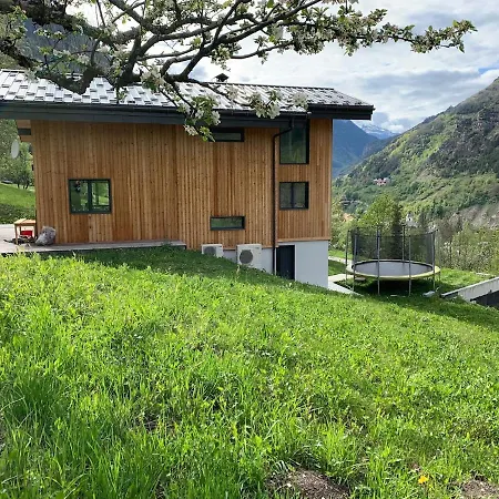 Les 3 Marmottes, 12 Personnes, Jacuzzi Dağ evi